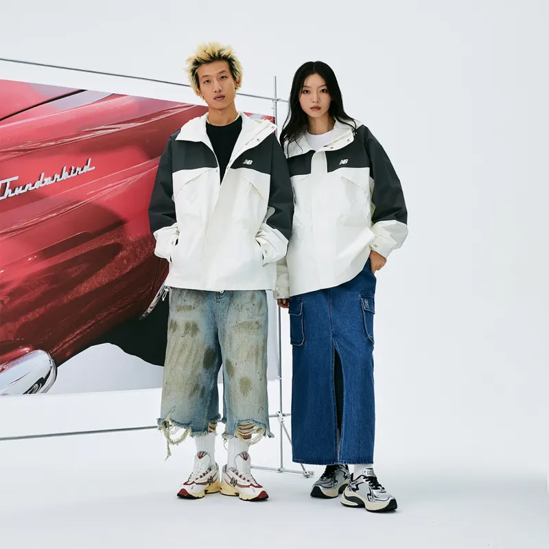 New Balance Jackets & Coats Unisex Black White-6