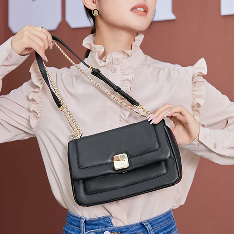 FION Shoulder Bags-3