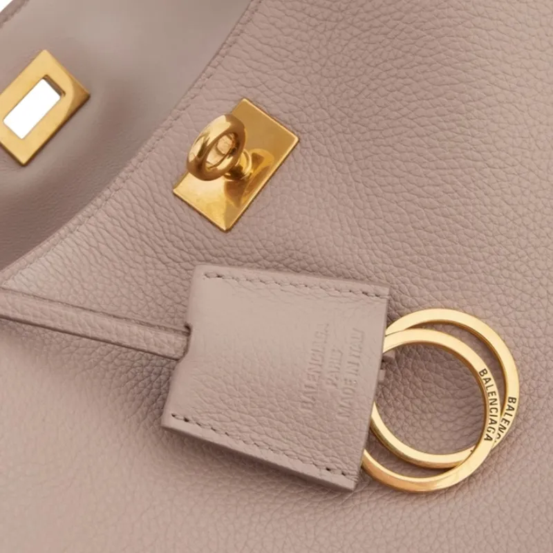 Balenciaga Rodeo Cow Leather Handbag Trumpets Women's Sesame-4