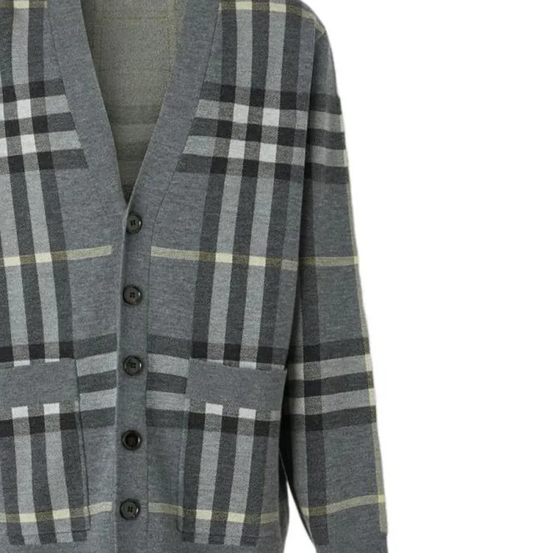 Burberry SS22 Sweater Men's Seal Gray Color-4