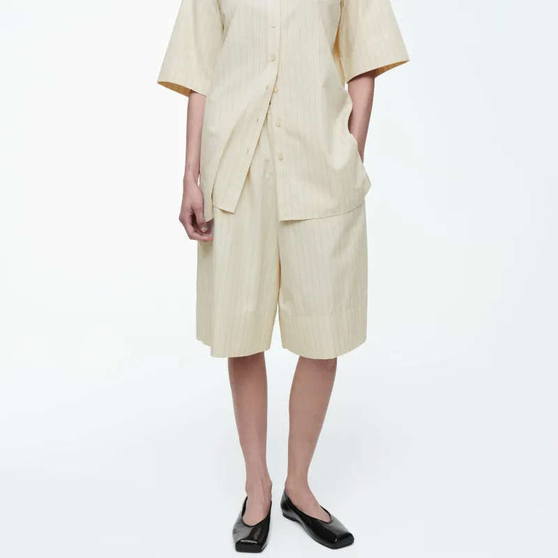 COS Casual Shorts Women's Cream-1