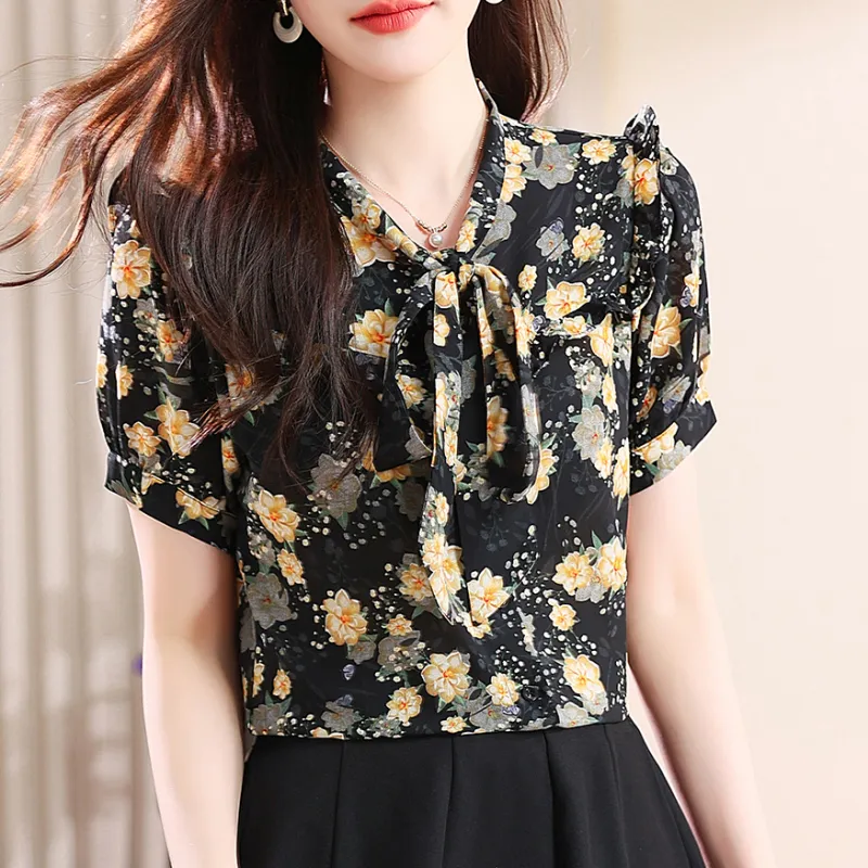 HUASJ Chiffon Shirt Women's Black Floral-3