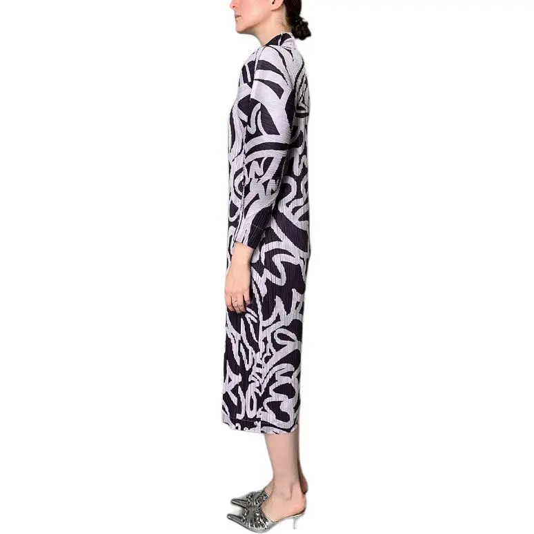 PLEATS PLEASE ISSEY MIYAKE Coats Women's Purple-4