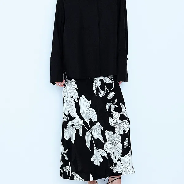 H&M Casual Long Skirts Women's Black/White Floral-1