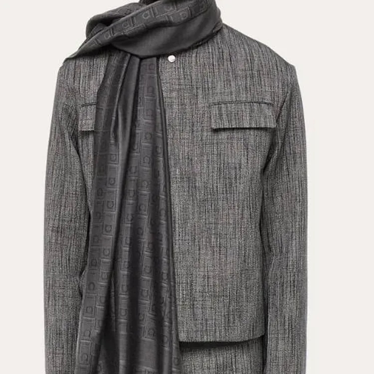 Ferragamo Gancini Monogram jacquard Stole-2
