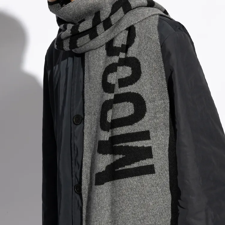 MOSCHINO Intarsia Knit-logo Scarf-2