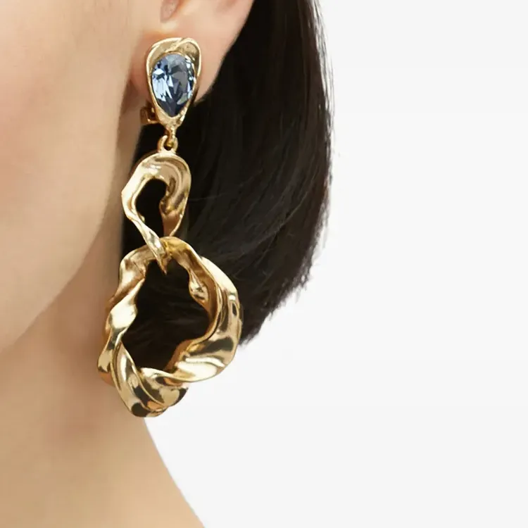 Oscar De La Renta Textured Baroque Clip on Earrings-2