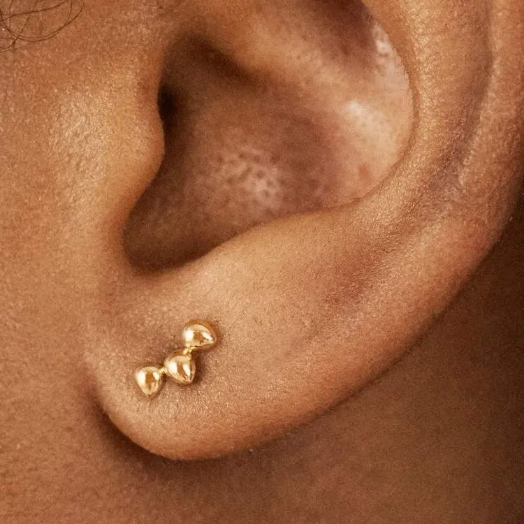 Monica Vinader 14kt Yellow Gold Nura Mini Pebble Cluster Earring-2
