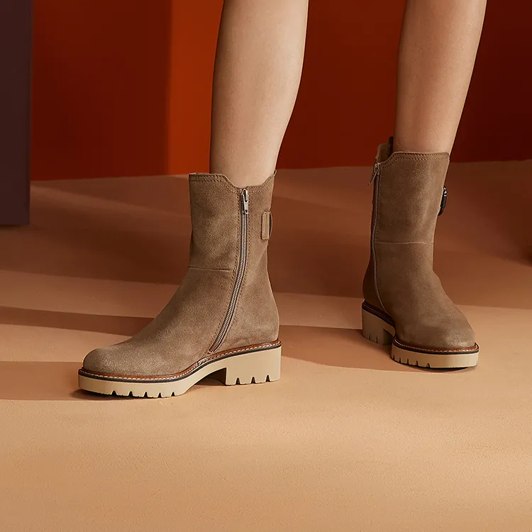 Gabor Short Chelsea Boots 2.5cm Women's Umber-4