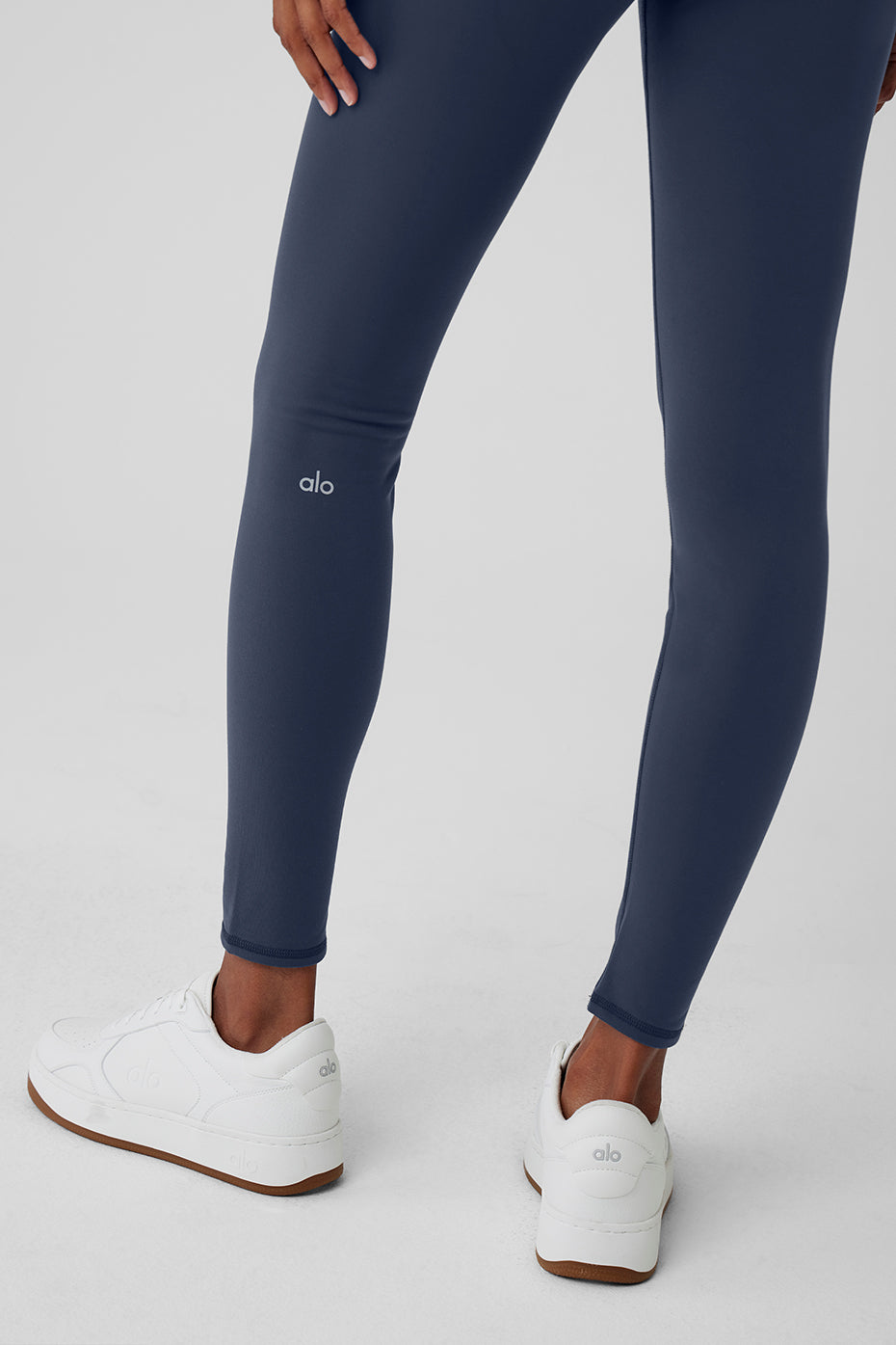 alo yoga レギンス ネイビー XS