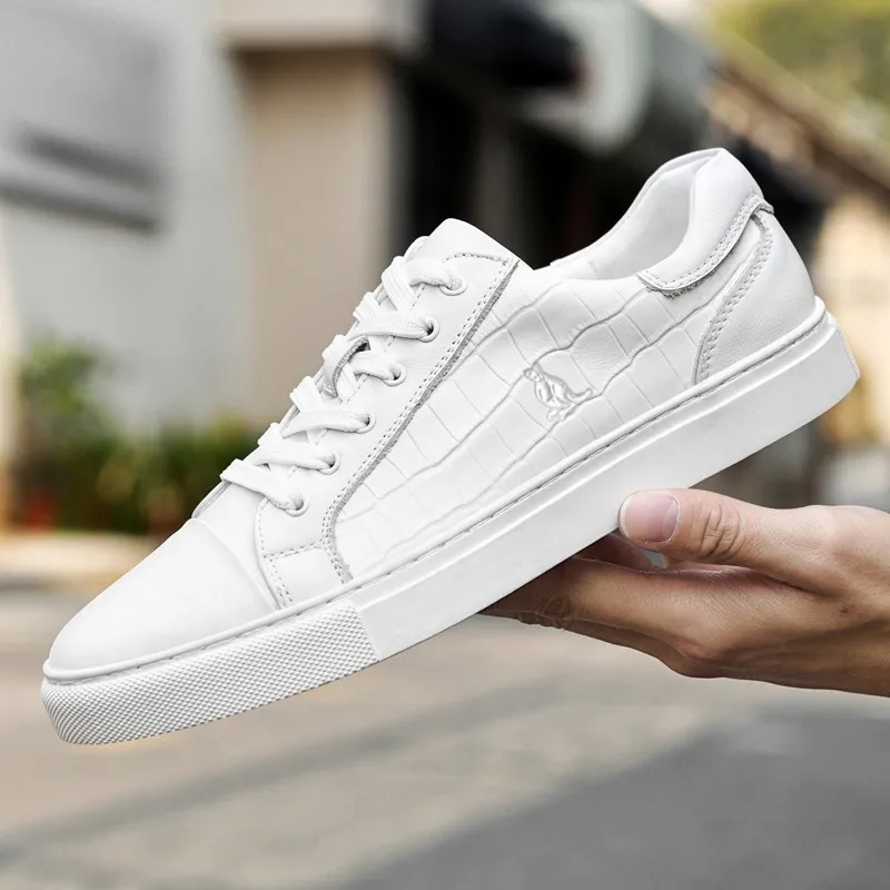 AUSFAMDS Skateboard Shoes Men's-1