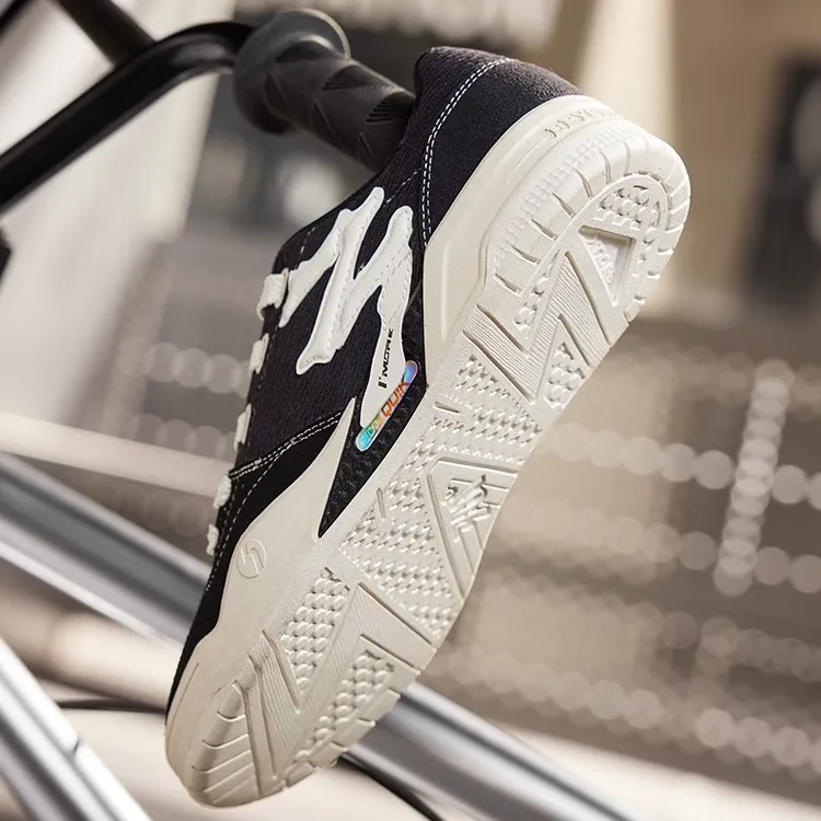 361° Abrasion Resistant Slip Resistant Coverage Low Top Skateboard Shoes Men's Black White-2