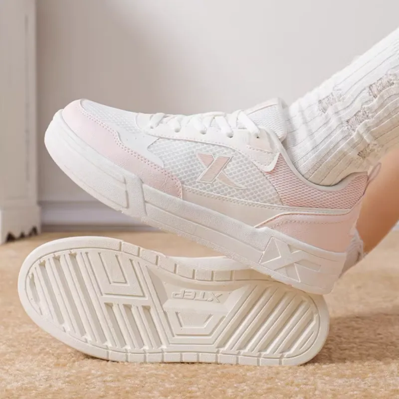 XTEP Breathable Cushioning Low Top Skateboard Shoes Women's White Pink-3