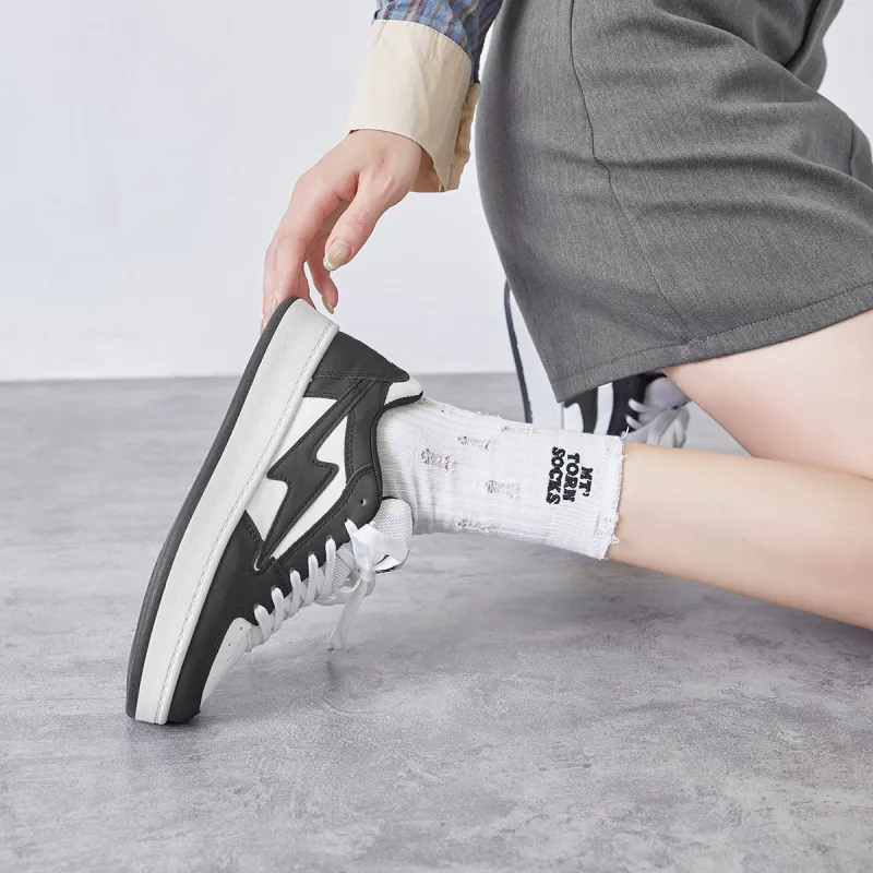 Komanic Non slip Lightweight Low Top Skateboard Shoes Women's White-9