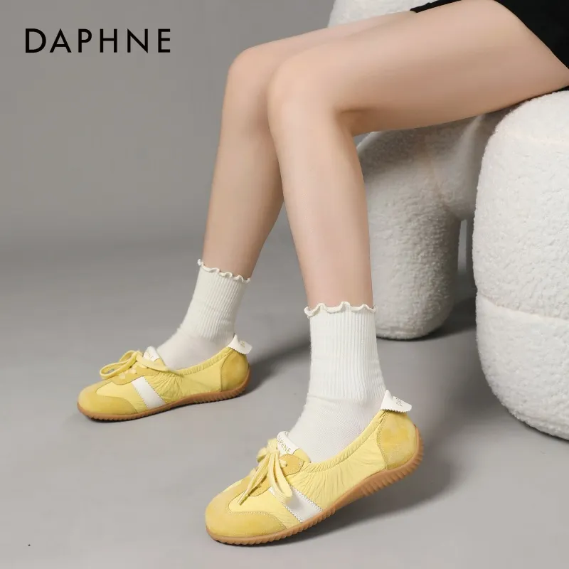 DAPHNE Low Top Casual Shoes Women's-8