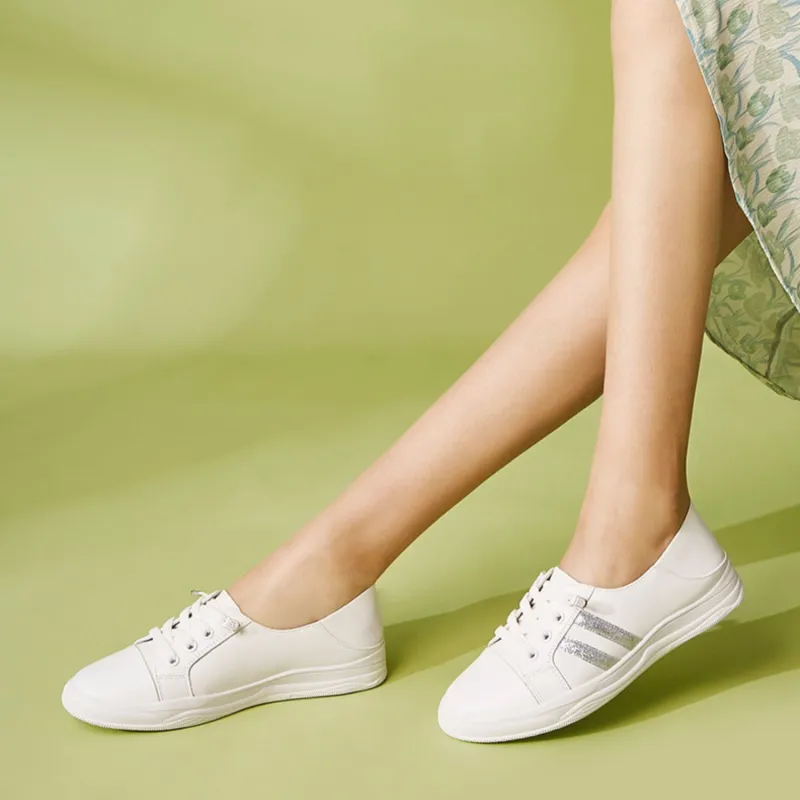 Satchi Anti Slip Wear Resistant Low Top Skateboard Shoes Women's White-4