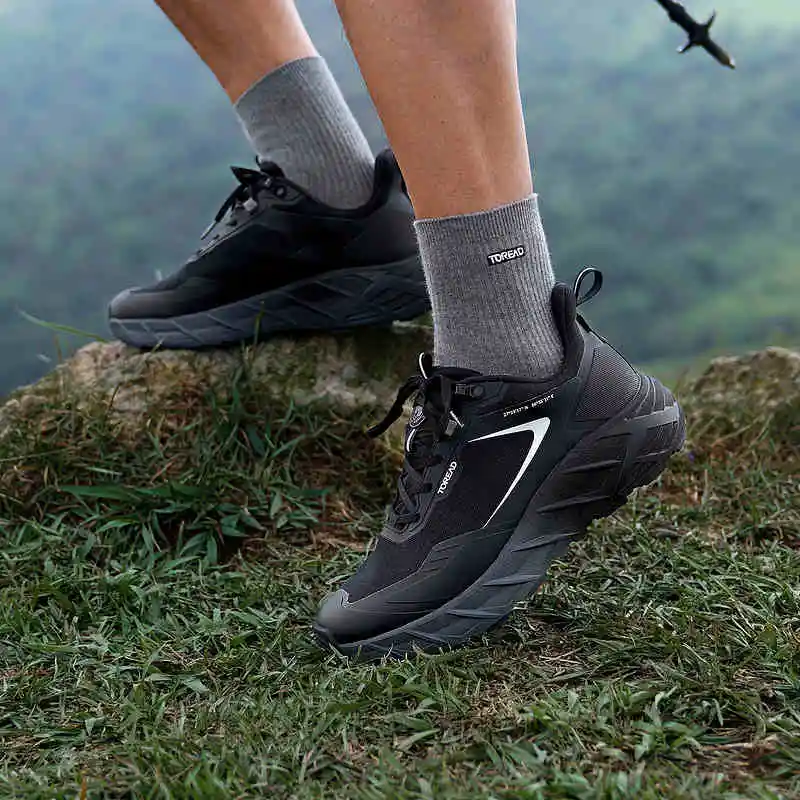 TOREAD Anti Slip Wear Resistant Low Top Trekking Shoes Women's Black Purple-3