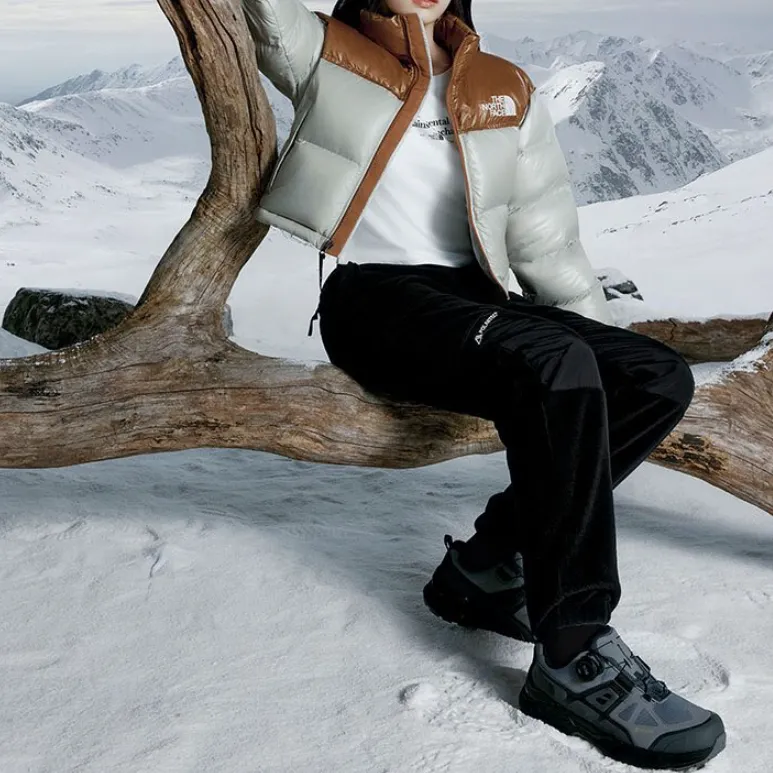 THE NORTH FACE Women's Nuptse Short Jacket Mint-4