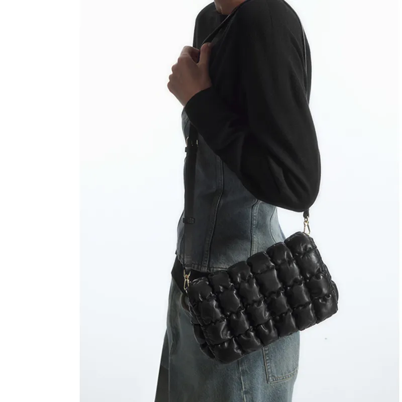 COS Sheepskin Cloud Bag Crossbody Bag Small Size Women's Black-2