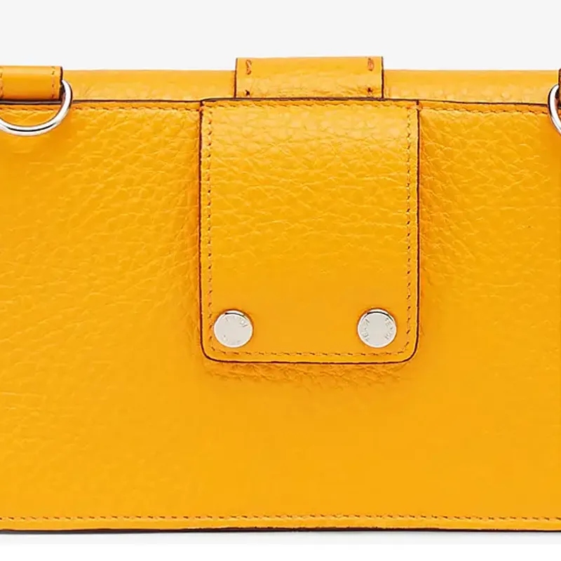 FENDI Baguette Shoulder Bags-3