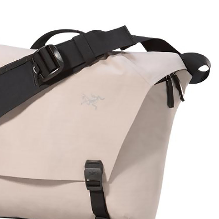 Arcteryx GRANVILLE 10 Recycled Nylon Regular Shoulder