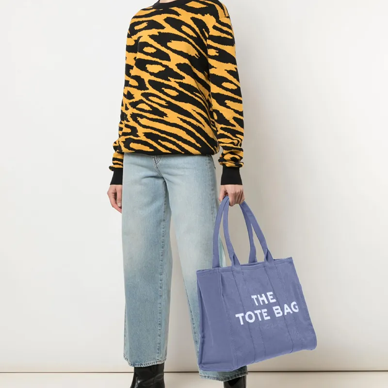 MARC JACOBS The Large Tote Blue Shadow-5
