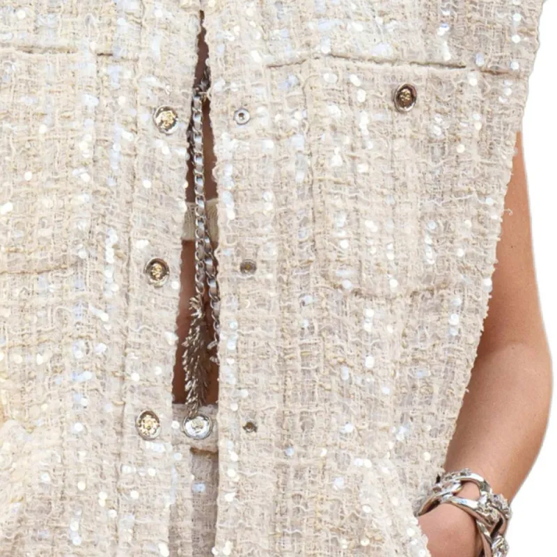 CHANEL 2001 Tweed Sleeveless Jacket-4