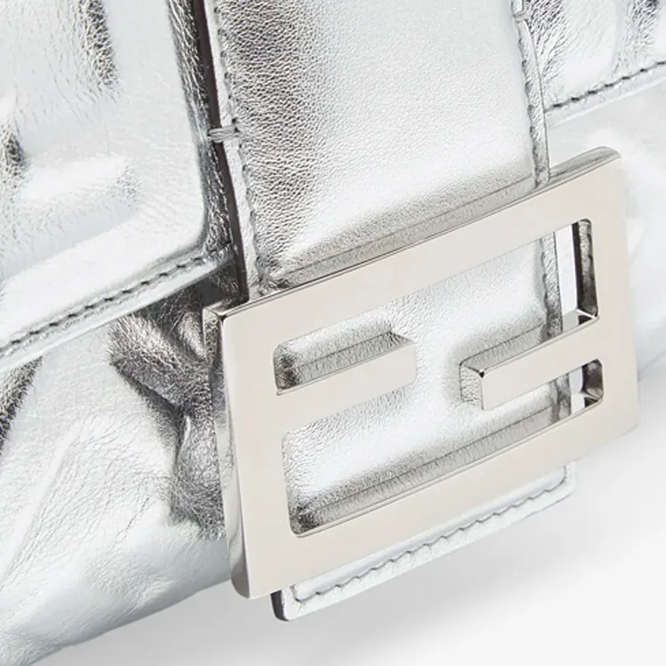 FENDI Baguette Handbags-5