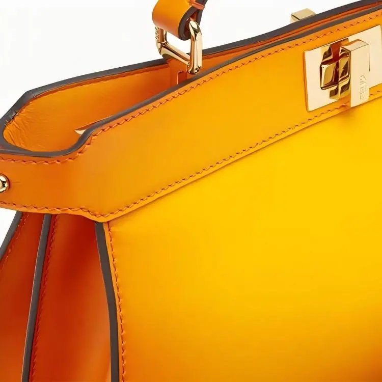 FENDI Peekaboo ISeeU Handbags-4