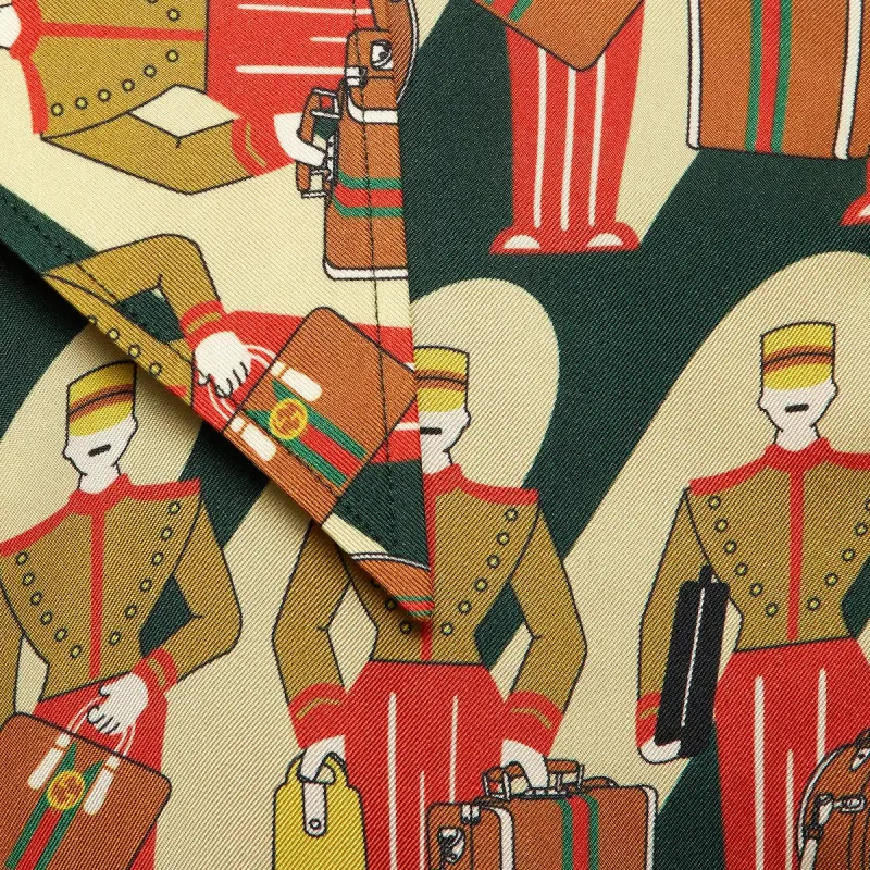 GUCCI Graphic-Print Long-Sleeved Shirt-2