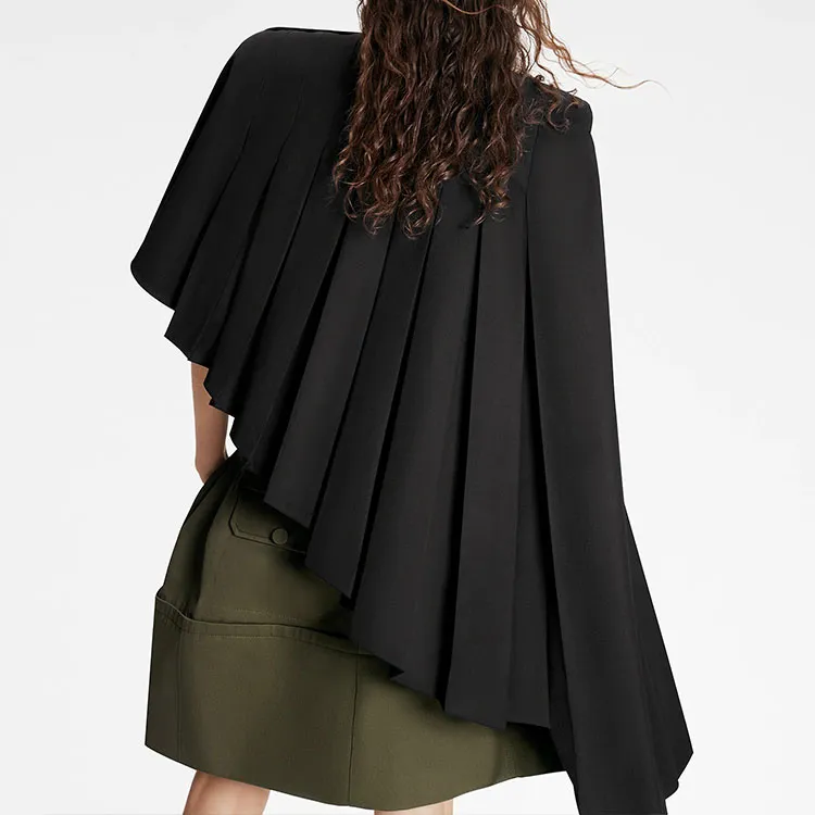 LOUIS VUITTON Cloak Women's Black-2