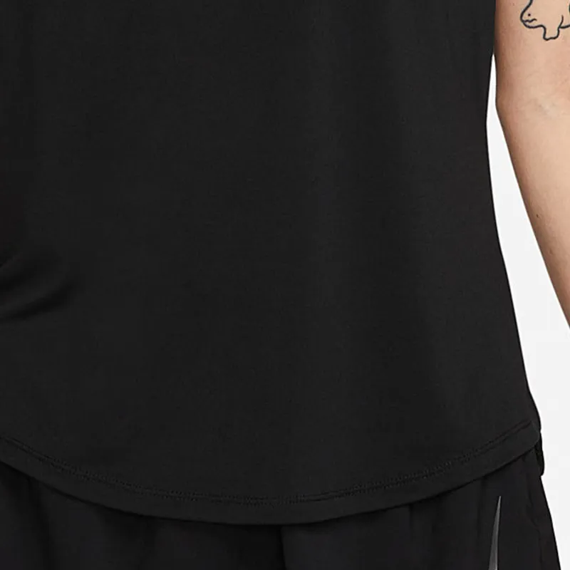 Nike Dri-FIT One Women'ss Logo Crewneck T-Shirt Black-3