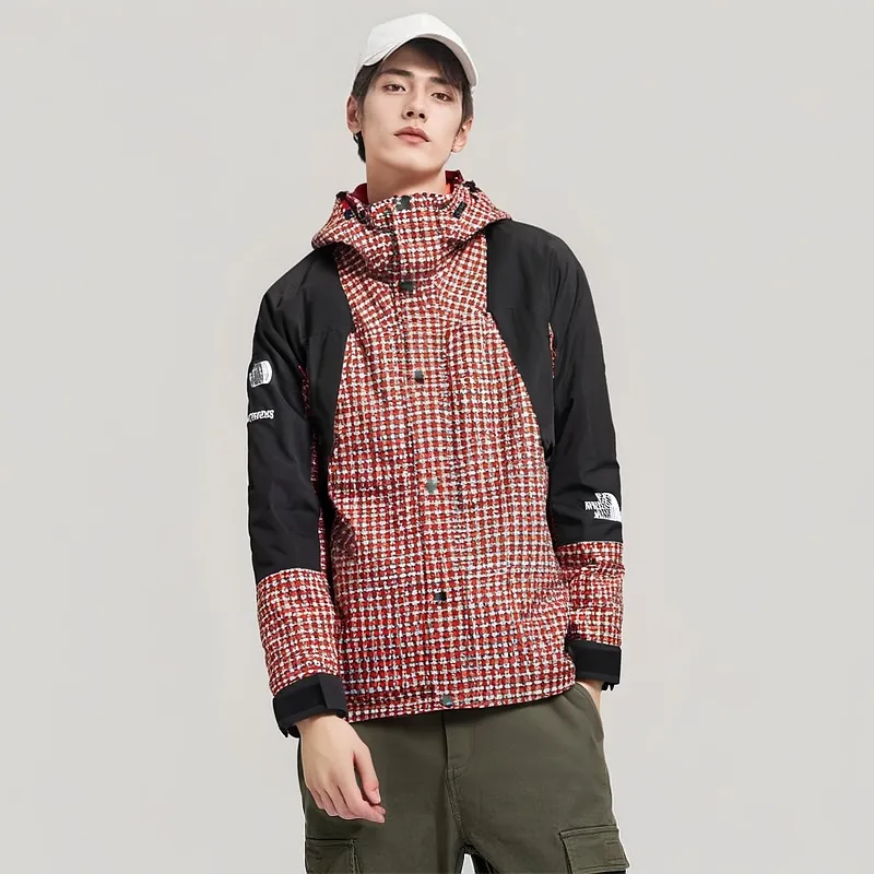 Supreme The North Face Studded Mountain Light Jacket-8