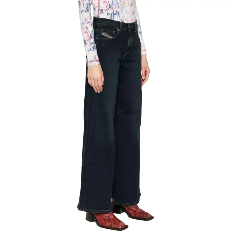 DIESEL 1978 D-Akemi Mid-Rise Bootcut Jeans-2