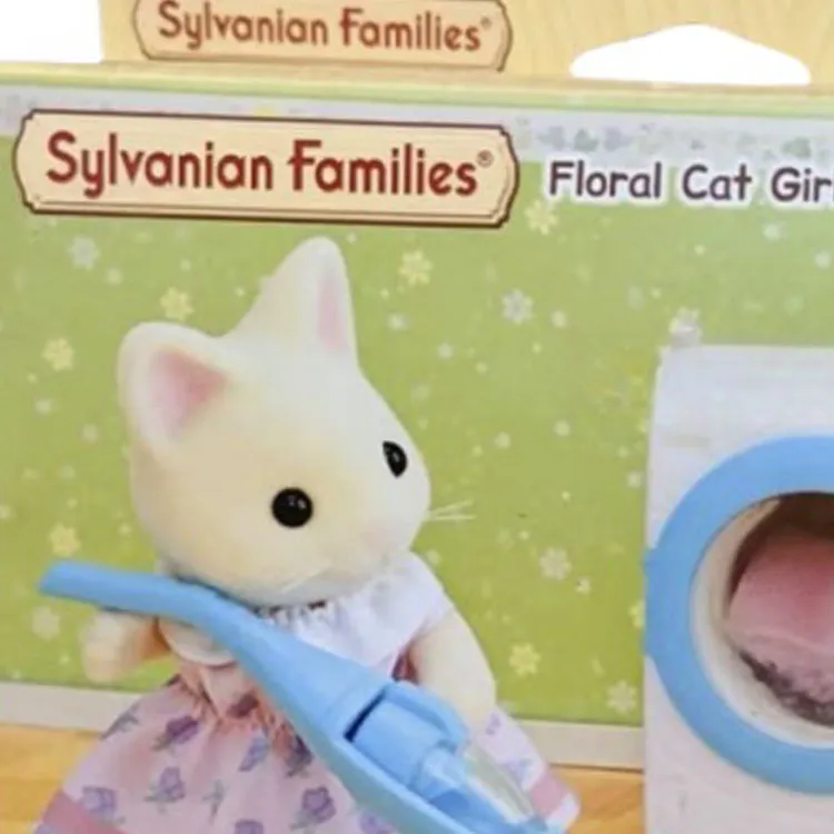Sylvanian Families Flower Cat Loungewear Set Dolls Plush Doll Small Size Tall-1