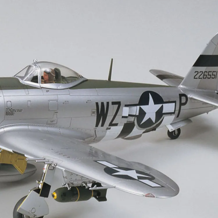 Tamiya 1/48P 47D Thunderbolt Fighter Bubble Canopy Model Kits-3