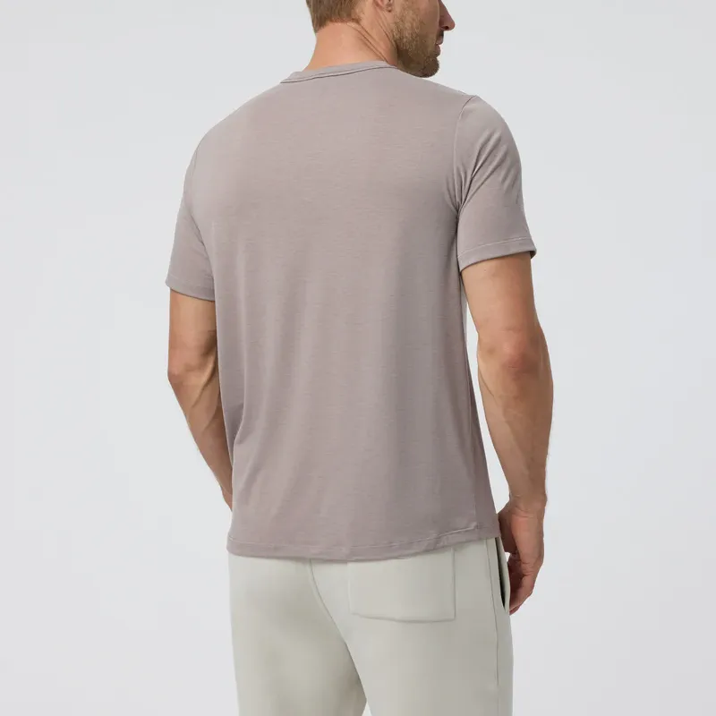 Vuori T-Shirts Men-19