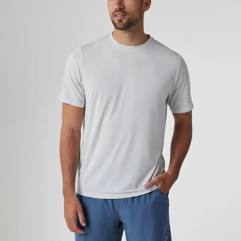 Vuori T-Shirts Men-10