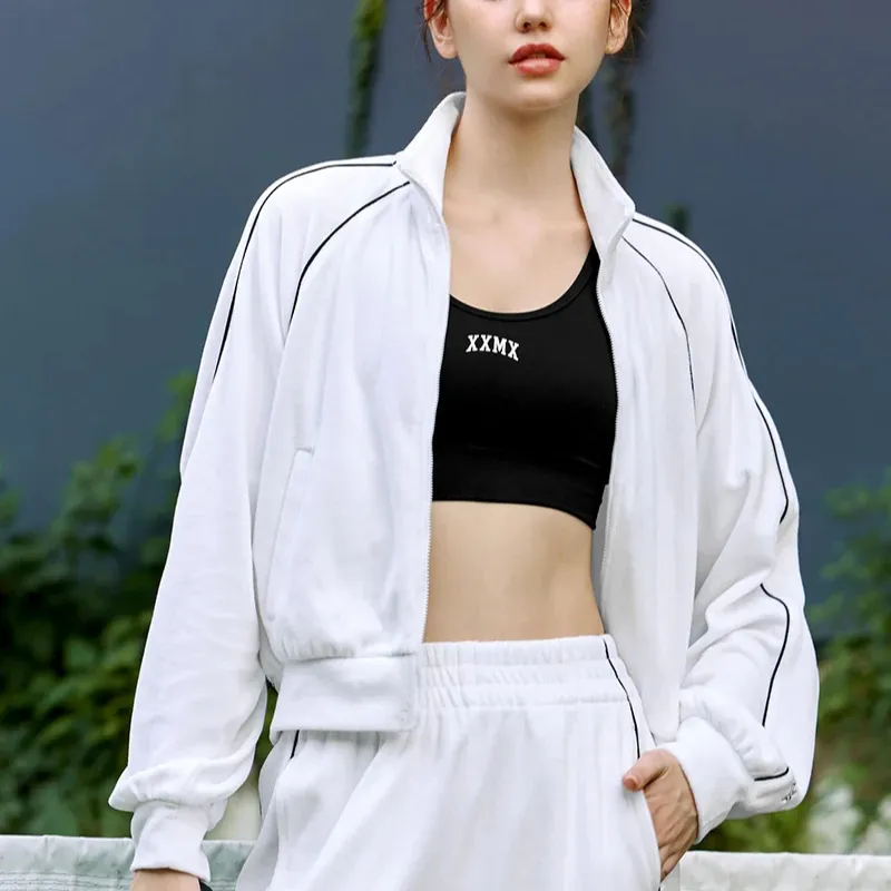 XEXYMIX Velvet feel Coat Women's Cream White-7