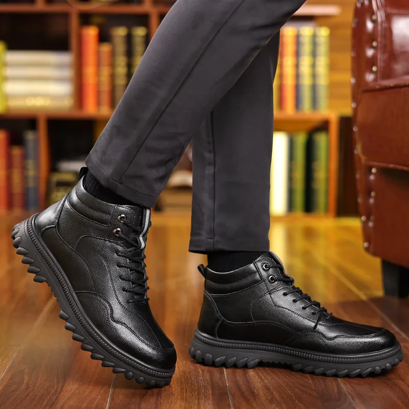 Captain Illy Short Snow Boots Men's Black-1