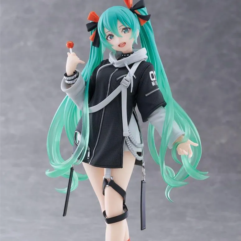 TAITO Hatsune Miku Punk Style Fashion Figure Bonus Gifts-1