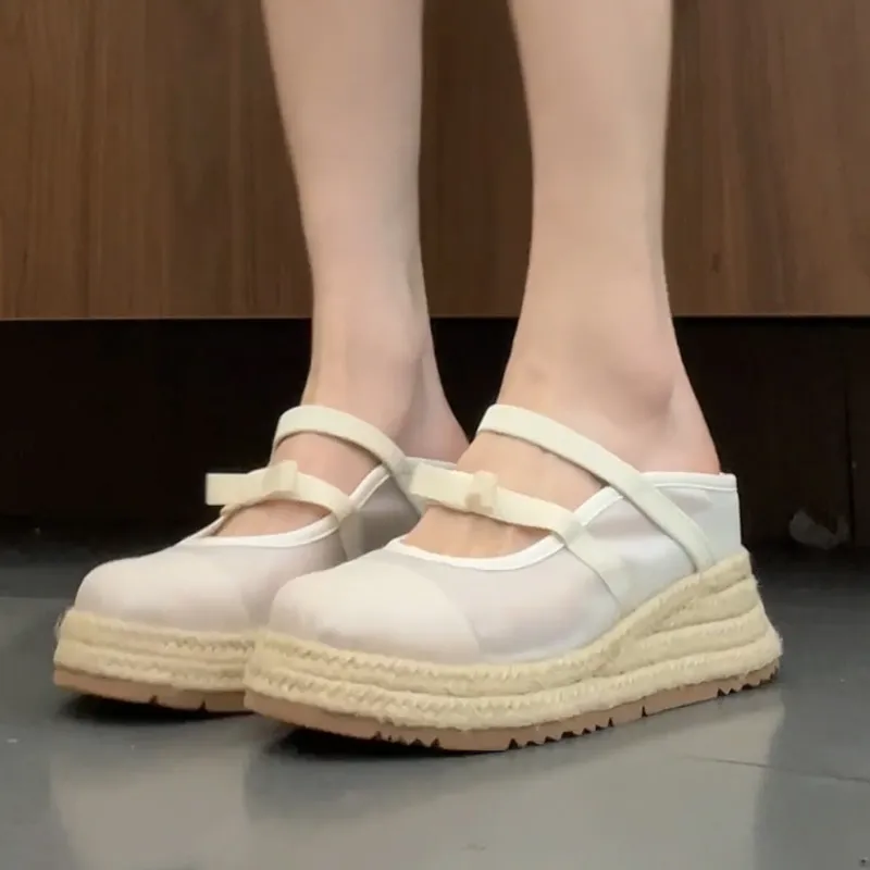 Wonderful Couple Closed Toe Slippers Women's-1