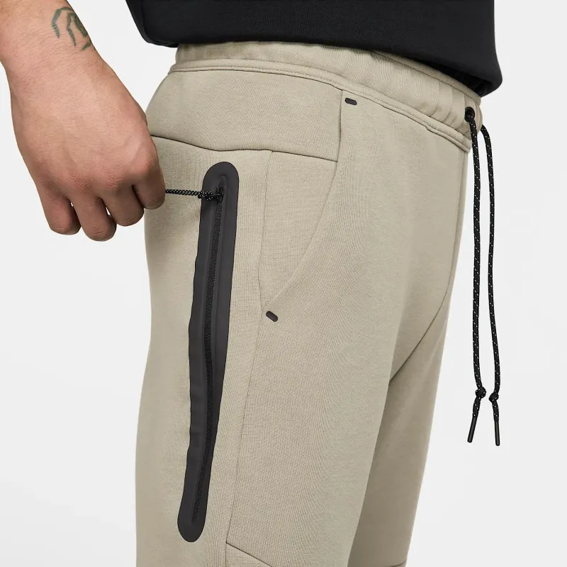 Nike Tech Men's Fleece Joggers-3
