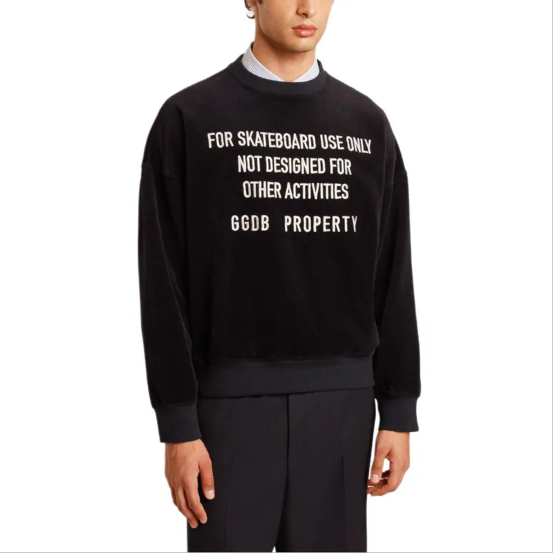 Golden Goose Slogan Embroidered Crewneck Velvet Swetashirt-2