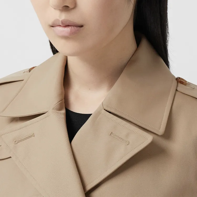 Burberry The Short Islington Trench Coat-4