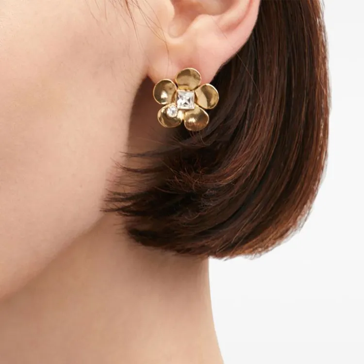 Oscar De La Renta Flower Stud Earrings-2