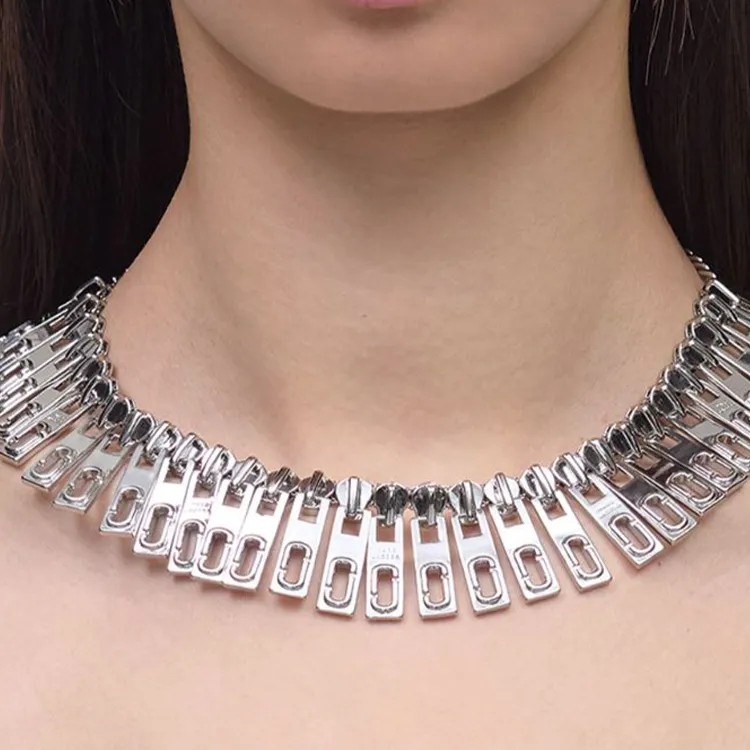 MARC JACOBS The J Marc Zipper Necklace-2