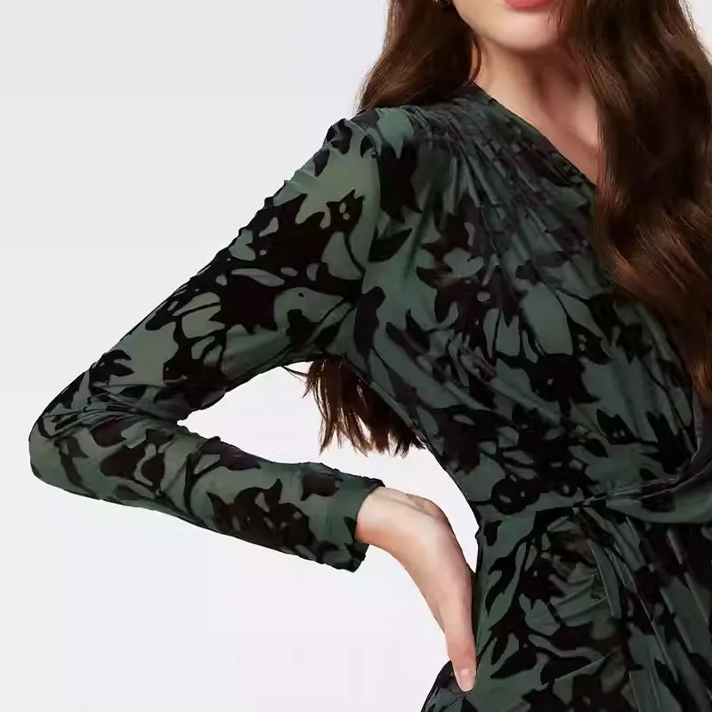 DVF Diane Von Furstenberg All Over Patterned V Neck Dress-3