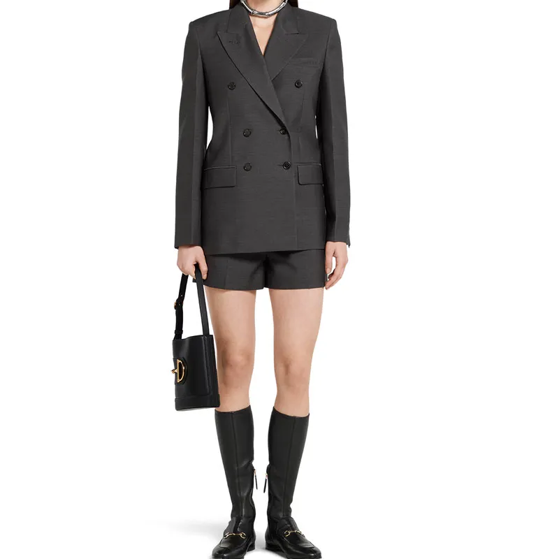 GUCCI SS25 Casual Shorts Women's Gray-1