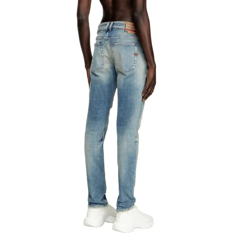 DIESEL 1979 Sleenker Jeans-3